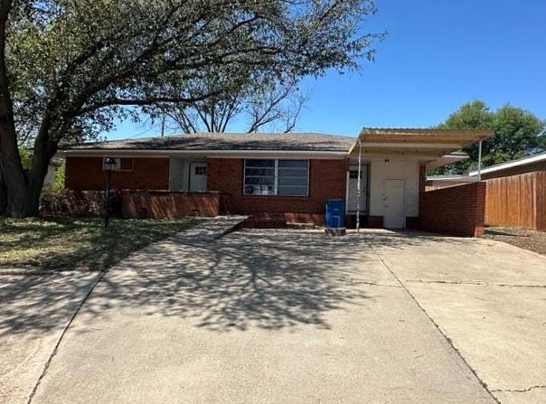1611 San Carlos, Sweetwater, TX 79556