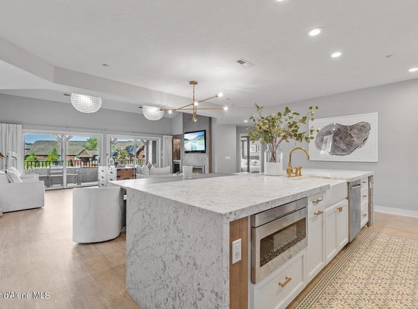4732 S ARROW POINT Dr, Harrison, ID 83833