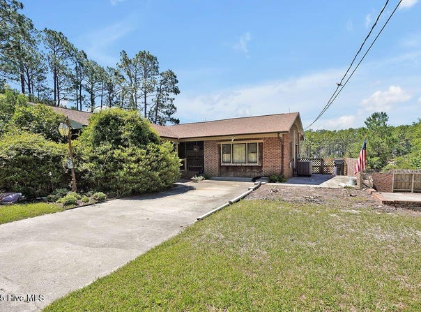 76 Pine Shores Drive, Southport, NC 28461