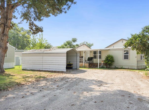 1401 N Midland Blvd, Nampa, ID 83651