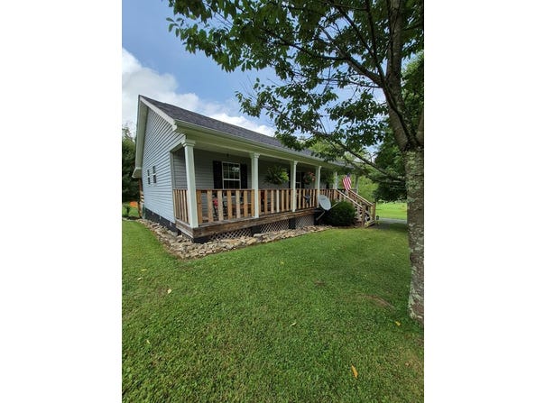 86 Maple Rock Road, MEADOW BRIDGE, WV 25976