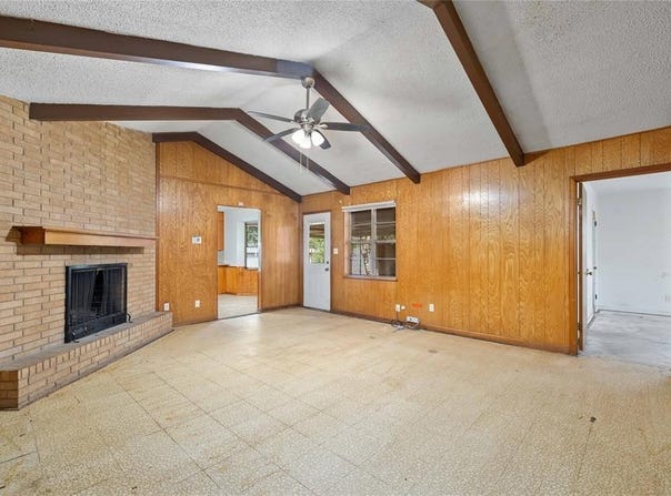 2306 14th Street, Brownwood, TX 76801