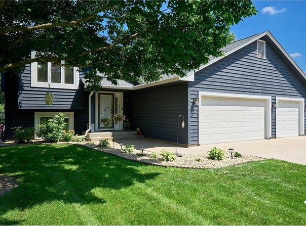 19161 Zane Street NW, Elk River, MN 55330