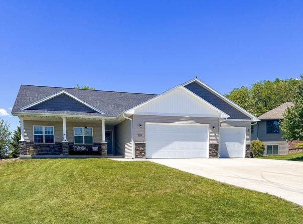 224 Clover Lane, Janesville, WI 53537
