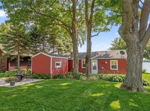 4133 58th Street NW, Maple Lake, MN 55358