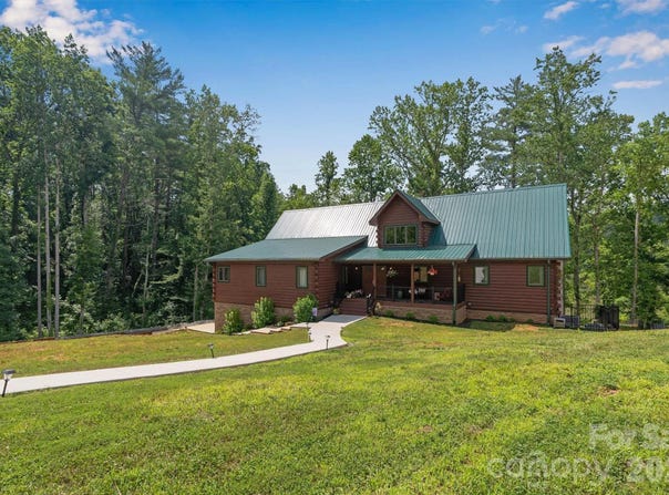 189 Edgewater Point NW, Valdese, NC 28690