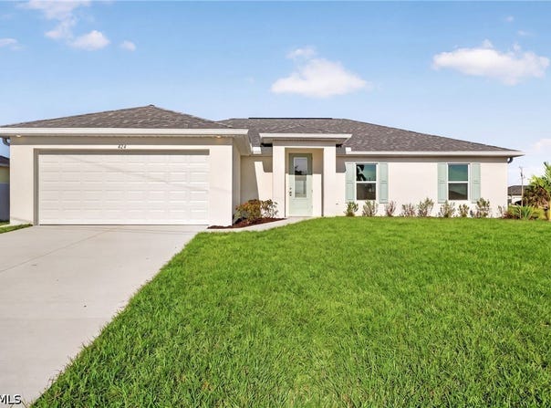 424 NW 17th Place, Cape Coral, FL 33993