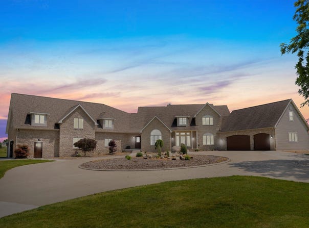 3631 E Pierceton Road, Warsaw, IN 46580