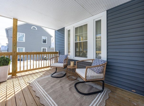 42 York St, Andover, MA 01810