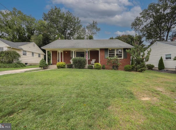 407 GRAISBURY AVE, HADDONFIELD, NJ 08033