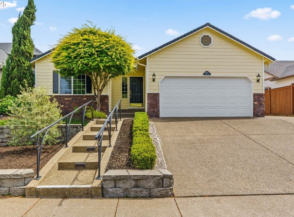 3473 PARKER LN, Springfield, OR 97477