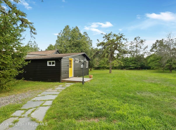 1338 Glasco Turnpike, Saugerties, NY 12477