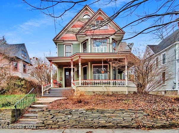 604 Thomas Street, Stroudsburg, PA 18360