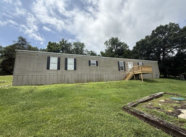 185 Highway 8001, Belton, KY 42324