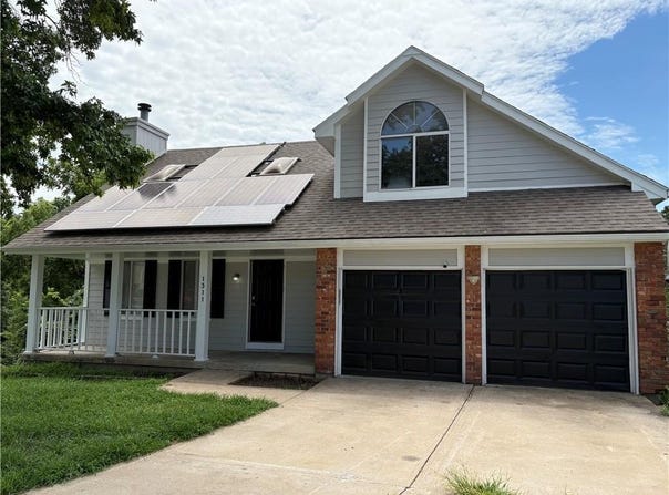 1311 SW 25th Street, Blue Springs, MO 64015