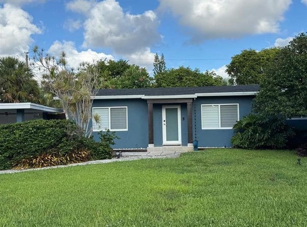 2725 NE 1st Ave, Wilton Manors, FL 33334