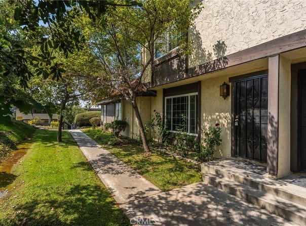 1423 1st, Duarte, CA 91010