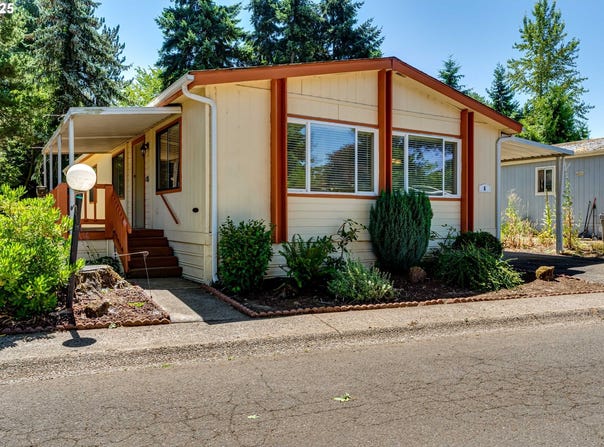 1475 GREEN ACRES RD, Eugene, OR 97408