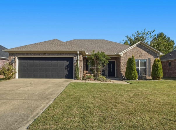 30 Ruby June Drive, Vilonia, AR 72173