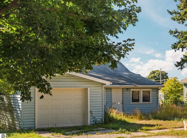 12352 Virginia Street, Bear Lake, MI 49614