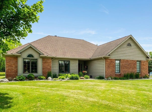 6811 Bittersweet Dells Court, Fort Wayne, IN 46814-8151