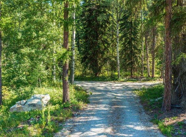 5374 Us Highway 93 W, Whitefish, MT 59937