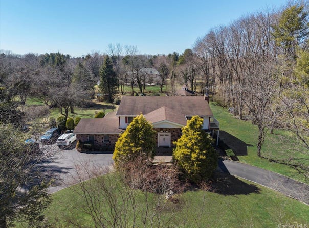 Glen Head, NY 11545