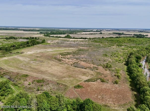 00001 Highway 3, Lambert, MS 38643