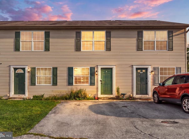 77 RED MILL Road, ETTERS, PA 17319