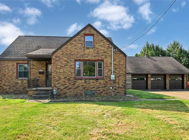921 E 1st Street, Minerva, OH 44657