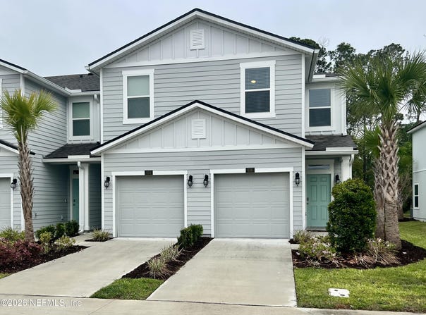 656 CELTIC Drive, Jacksonville, FL 32218