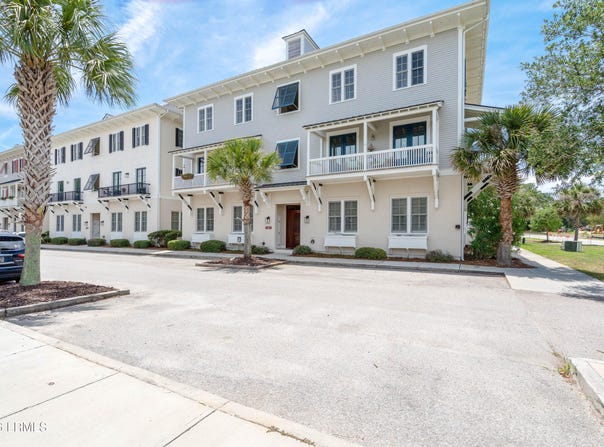 2 Abbey Row, Beaufort, SC 29906