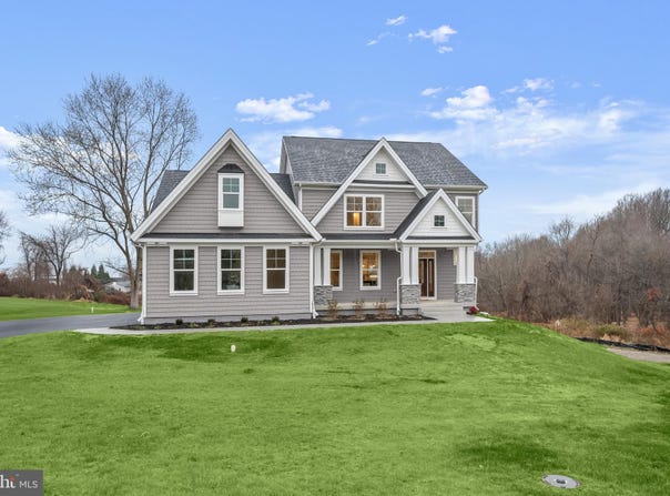 5712A HODGES Road, SYKESVILLE, MD 21784