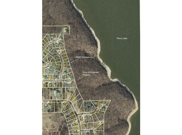 6690 Chicasha Lane, Ozawkie, KS 66070