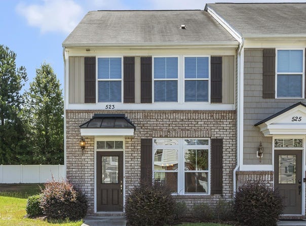 523 Berry Chase Way, Cary, NC 27519