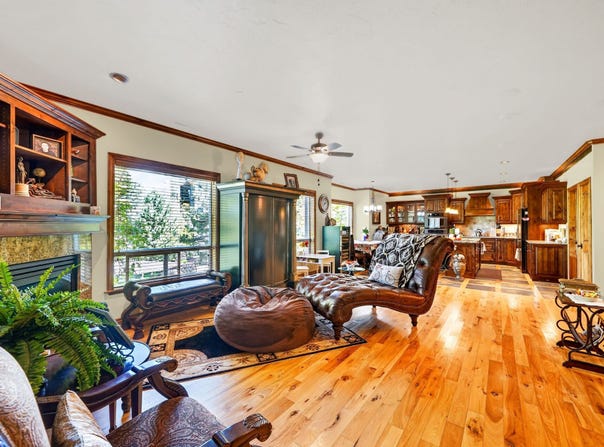 973 E TALIESEN Cv S, Midvale, UT 84047