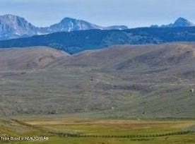 56 BIG LOOP Road, Pinedale, WY 82941
