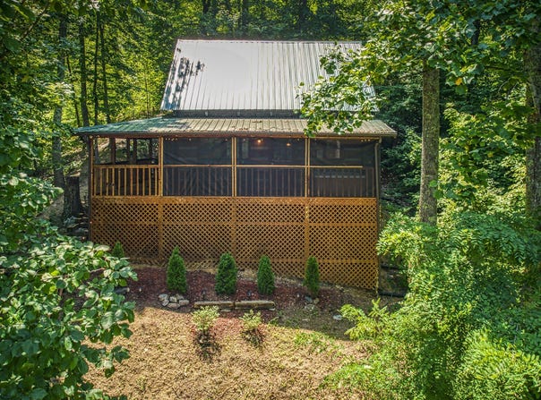 3479 Twin City Way, Pigeon Forge, TN 37863