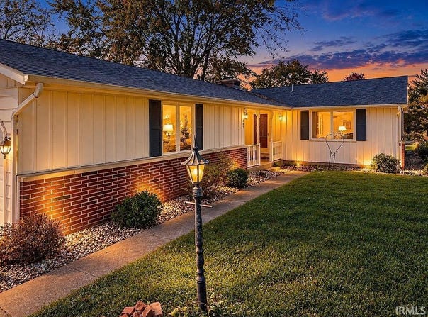 102 Riverview Road, Warren, IN 46792
