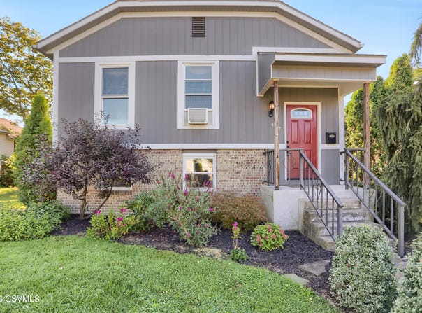 407 8TH Street, Selinsgrove, PA 17870
