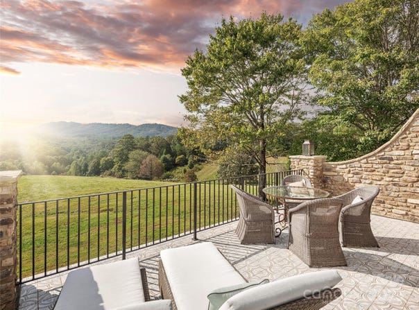 4546 Pine Log Road, Brasstown, NC 28902