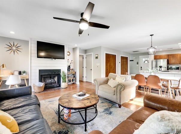 125 Nugget Lane, Sylva, NC 28779