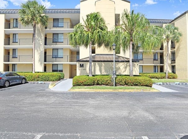 2424 W TAMPA BAY BOULEVARD, TAMPA, FL 33607