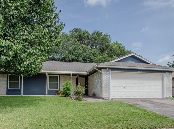 109 Nantucket Avenue, Victoria, TX 77904