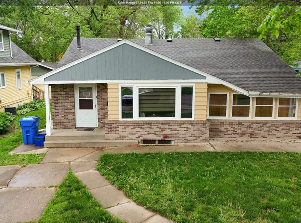 115 S Pine, Vermillion, SD 57069