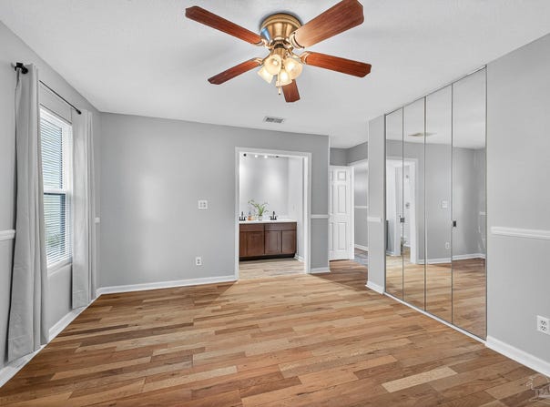 2299 Scenic Hwy, Pensacola, FL 32503