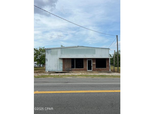 5188 8TH Avenue, Malone, FL 32445