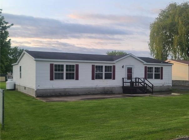 1069 Pine Street, Cape Vincent, NY 13618