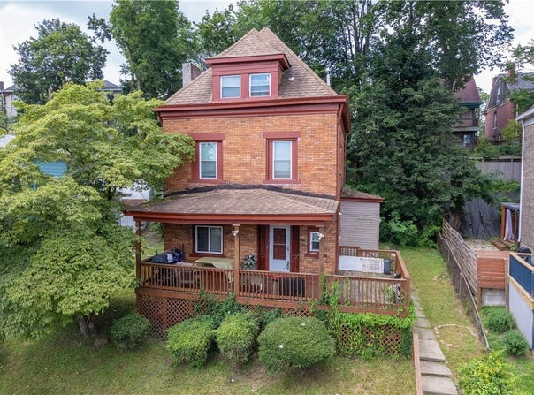 109 Watson Blvd, Perry Hilltop, PA 15214