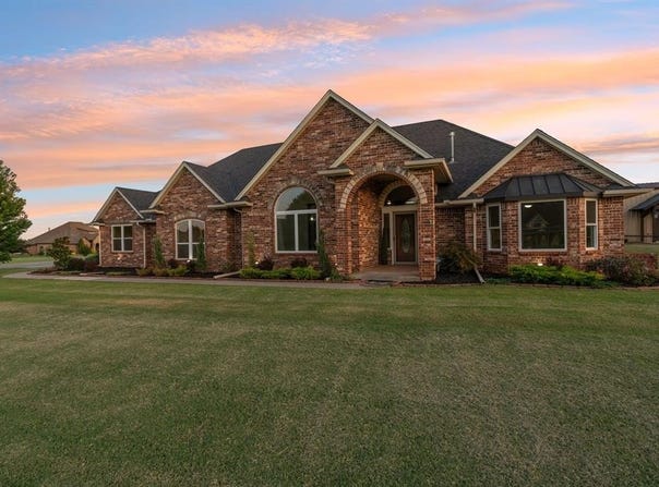 1313 Locust Grove Run, Piedmont, OK 73078